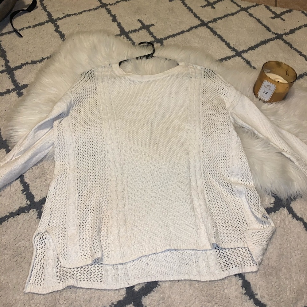 White American Eagle Sweater
